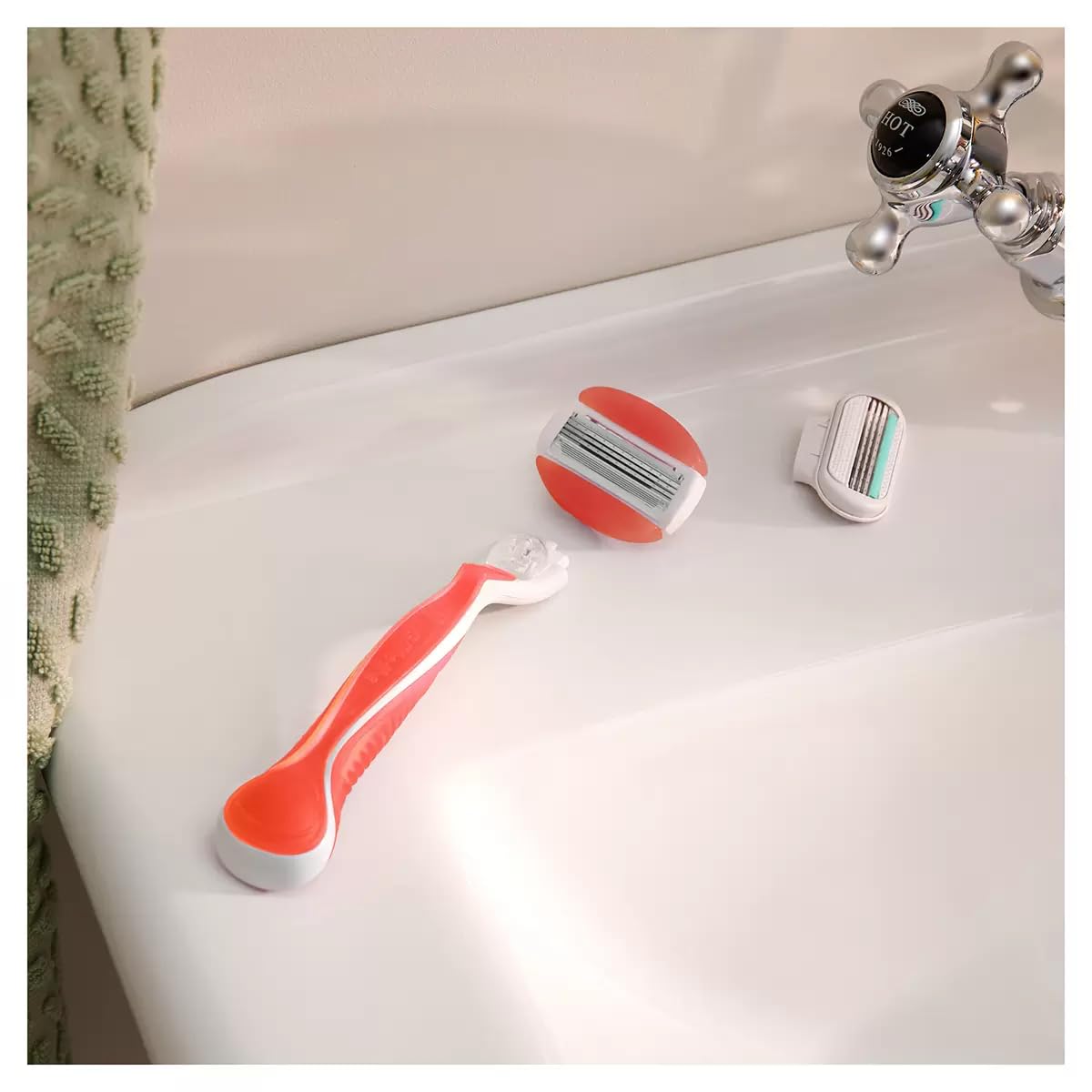Gillette Venus Comfort Glide Sunny Citrus Razor Plus 12 refis de